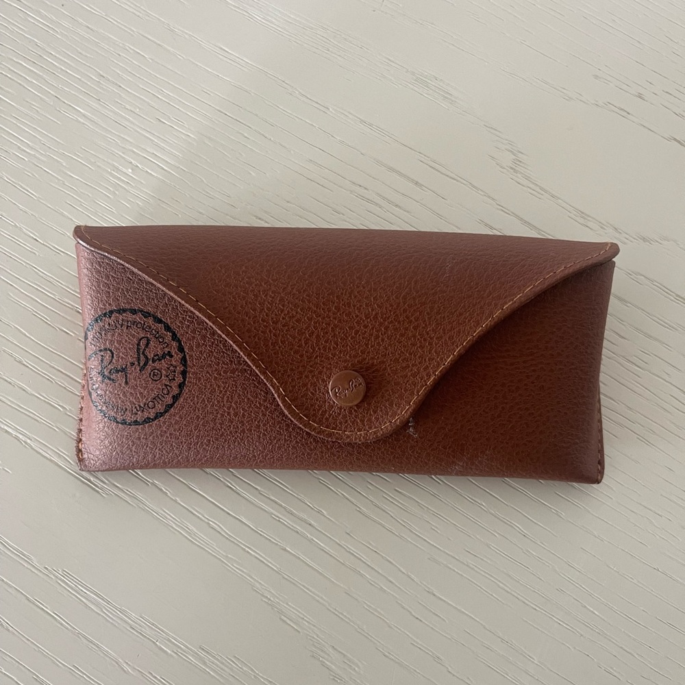 Raybans Case
